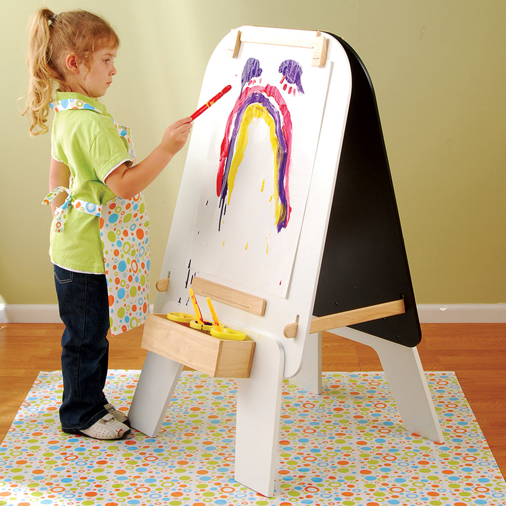 Using Durable Vinyl Splat Mat & Apron Set in the Classroom
