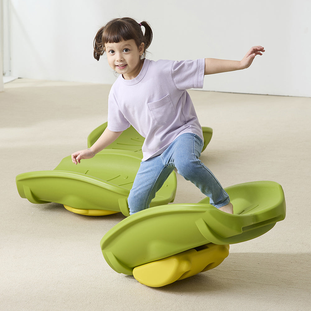 Mastering Balance and Movement with Rocking Leaf Boat