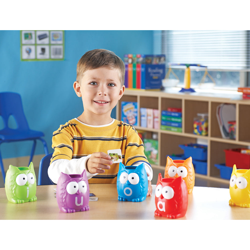 Vowel Owls™ Sorting Set