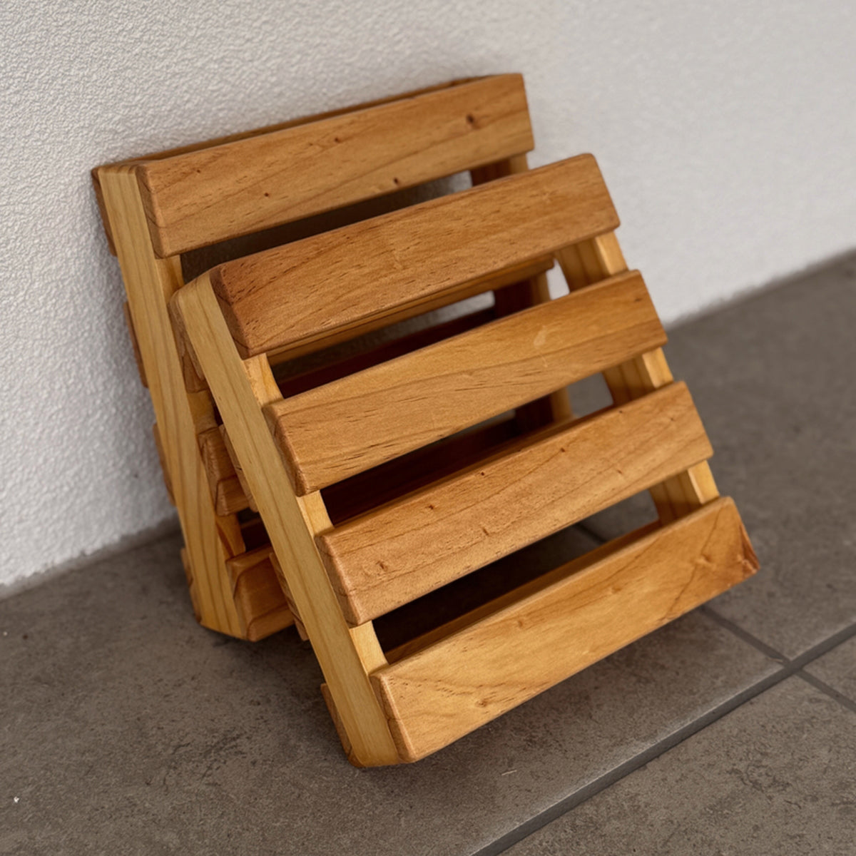 Fork Lift & Pallets