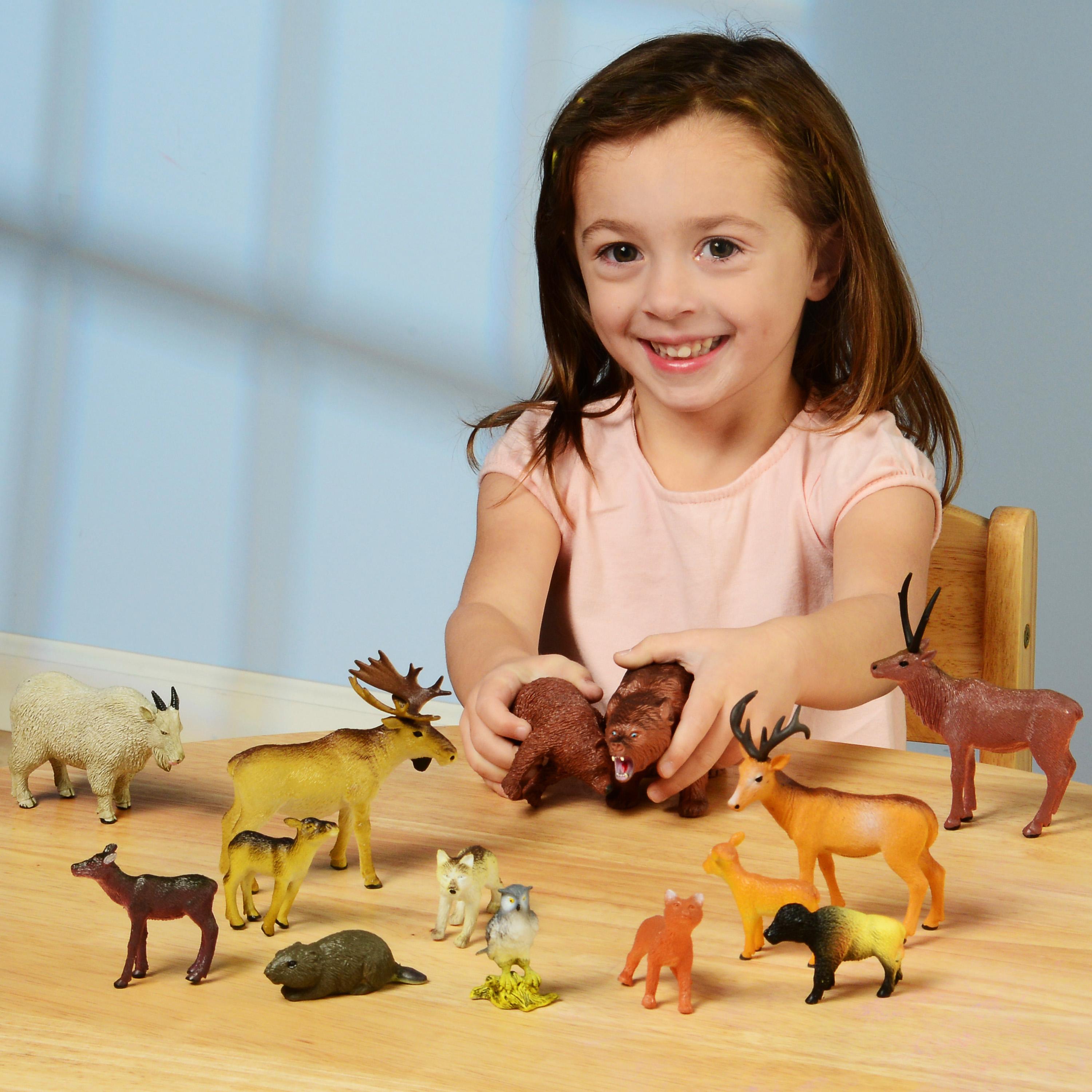 North American Forest Animals | 14 Piece Playset