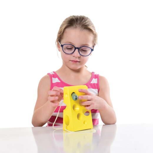 Wooden Lacing Game – Cheese & Mouse