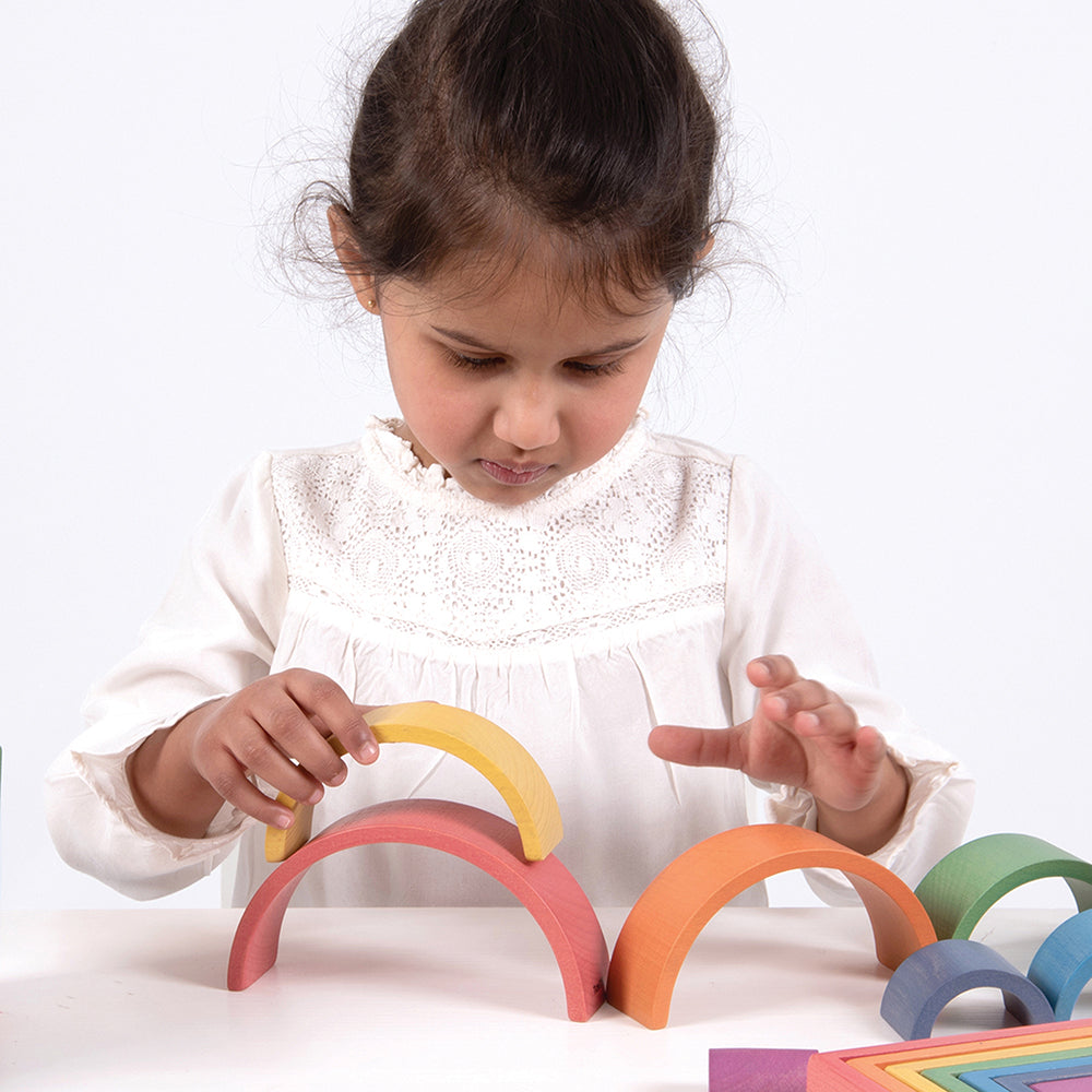 Engaging with Sizing Using Wooden Rainbow Architect Arches