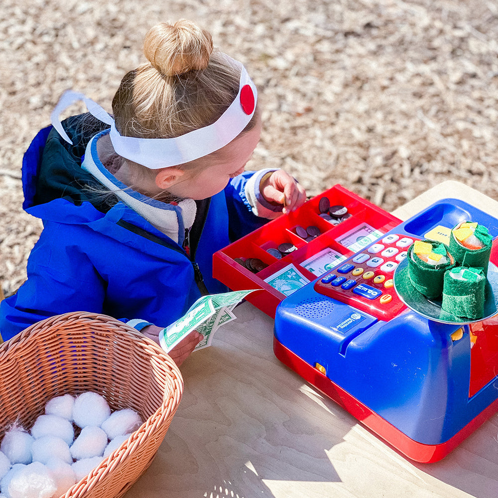 Early math Skills with Pretend and Play® Teaching Cash Register