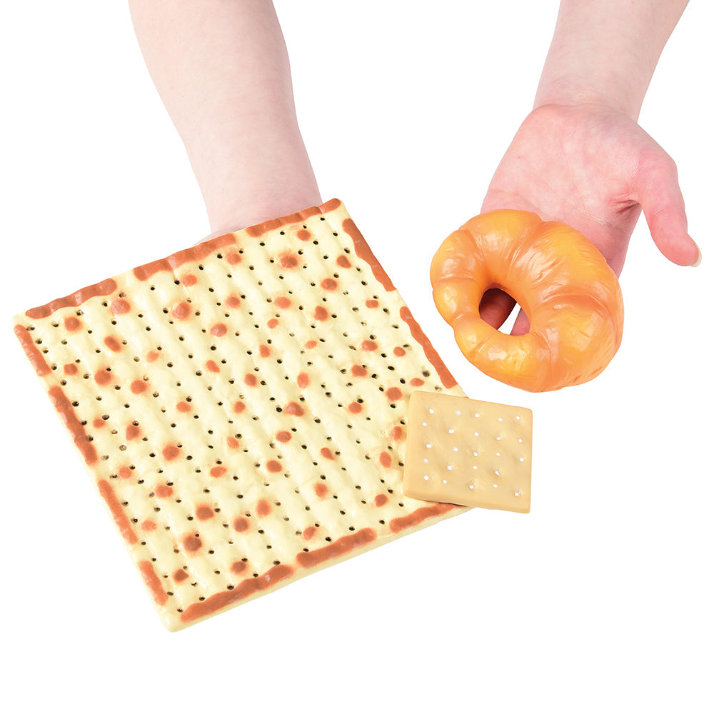 Sizing of Matzah, Croissant and Soda Cracker Play Food