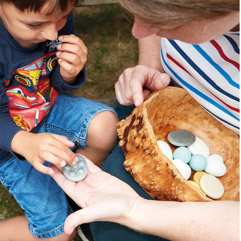 Outdoor Classroom Tactile Exploration