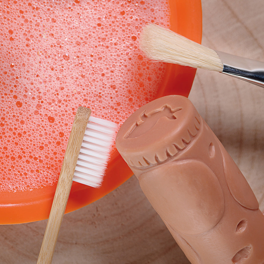 Easy to Clean Dough Rollers with Soap and Water