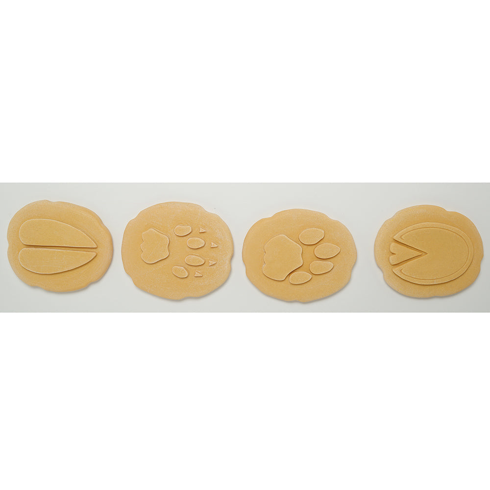Set of four safari footprint stones