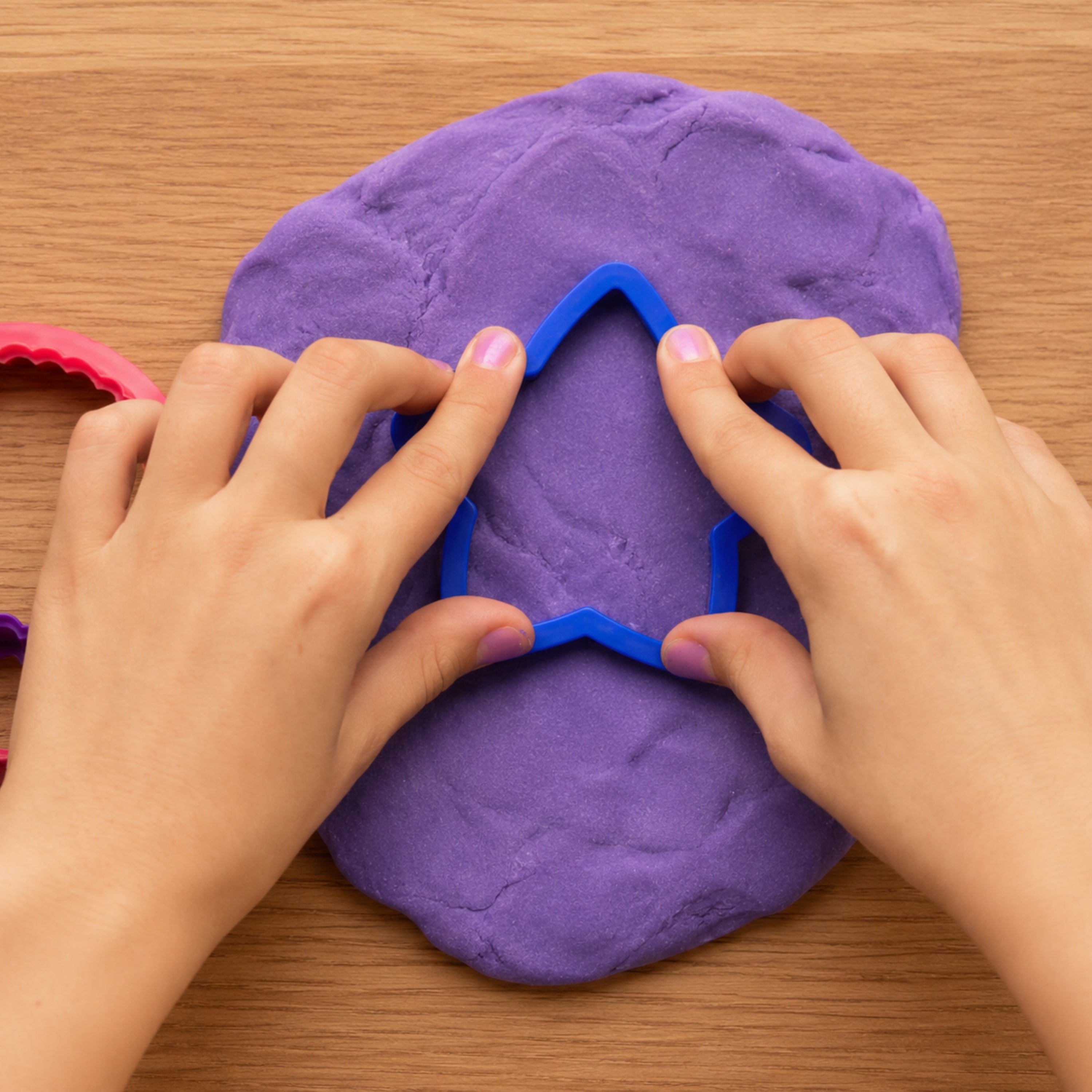 Constructive Playthings® Purple Modeling Dough