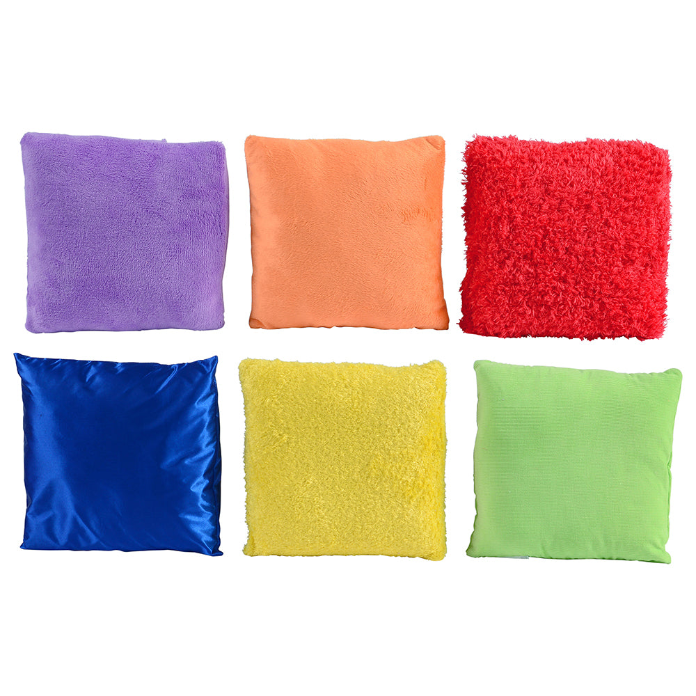 Set of 6 Pillows In Different Colors & Textures