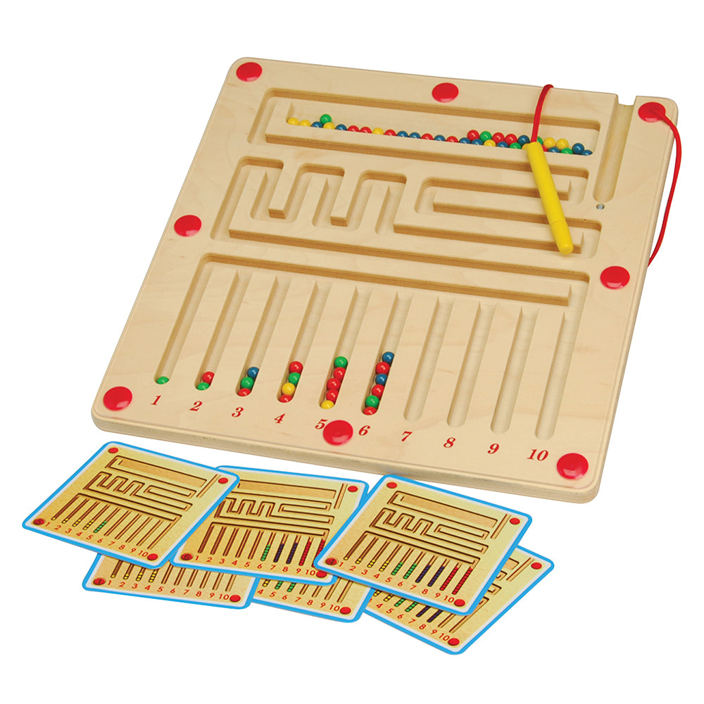 Magnetic Counting Maze Board with Pattern Cards