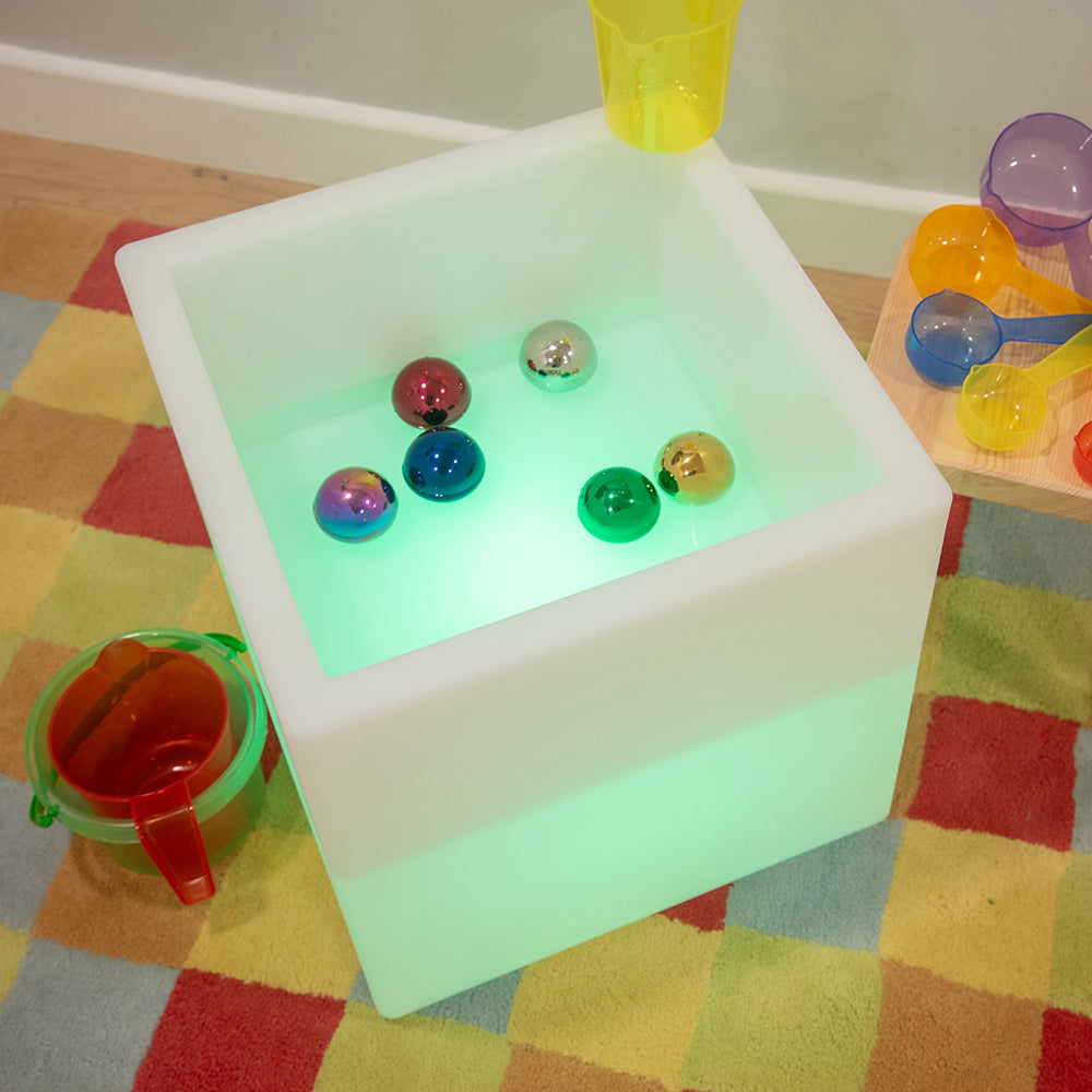 Using Color Spheres on Light Cube