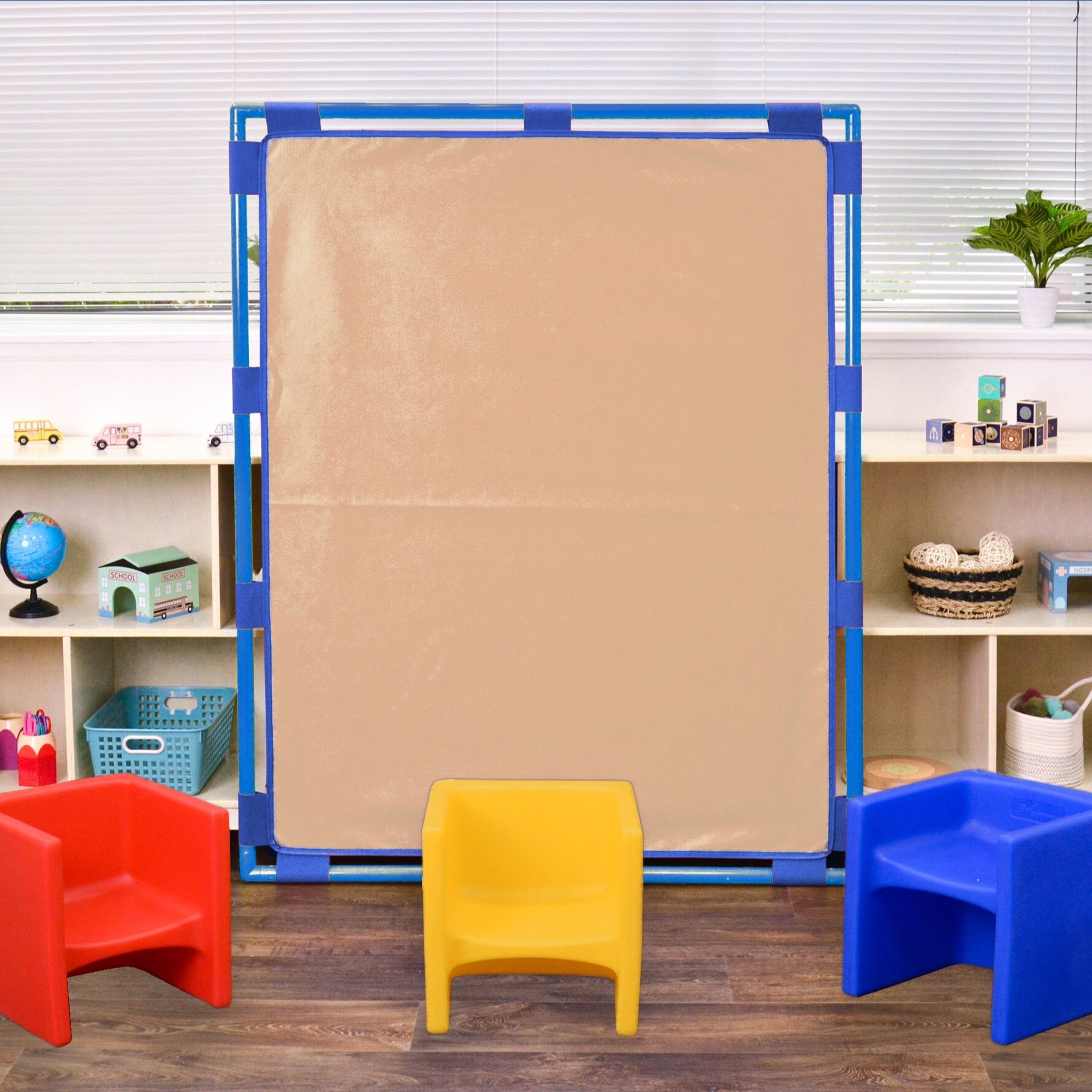 Big Screen PlayPanel - Almond with Feet