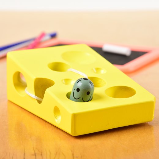 Wooden Lacing Game – Cheese & Mouse