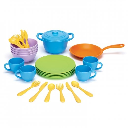 Cookware and Dining Set